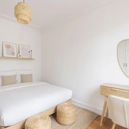 1 Bedroom # 14 # Alesia Parigi