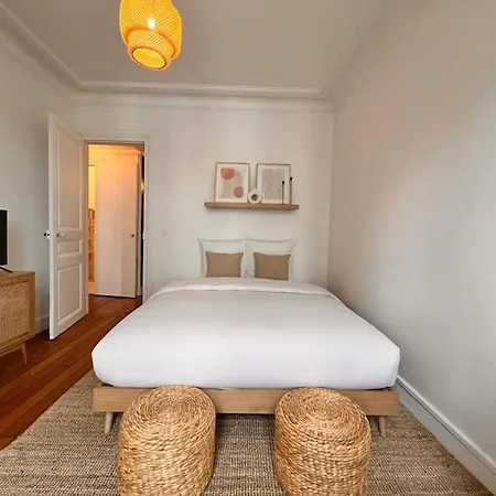1 Bedroom # 14 # Alesia Apartment *